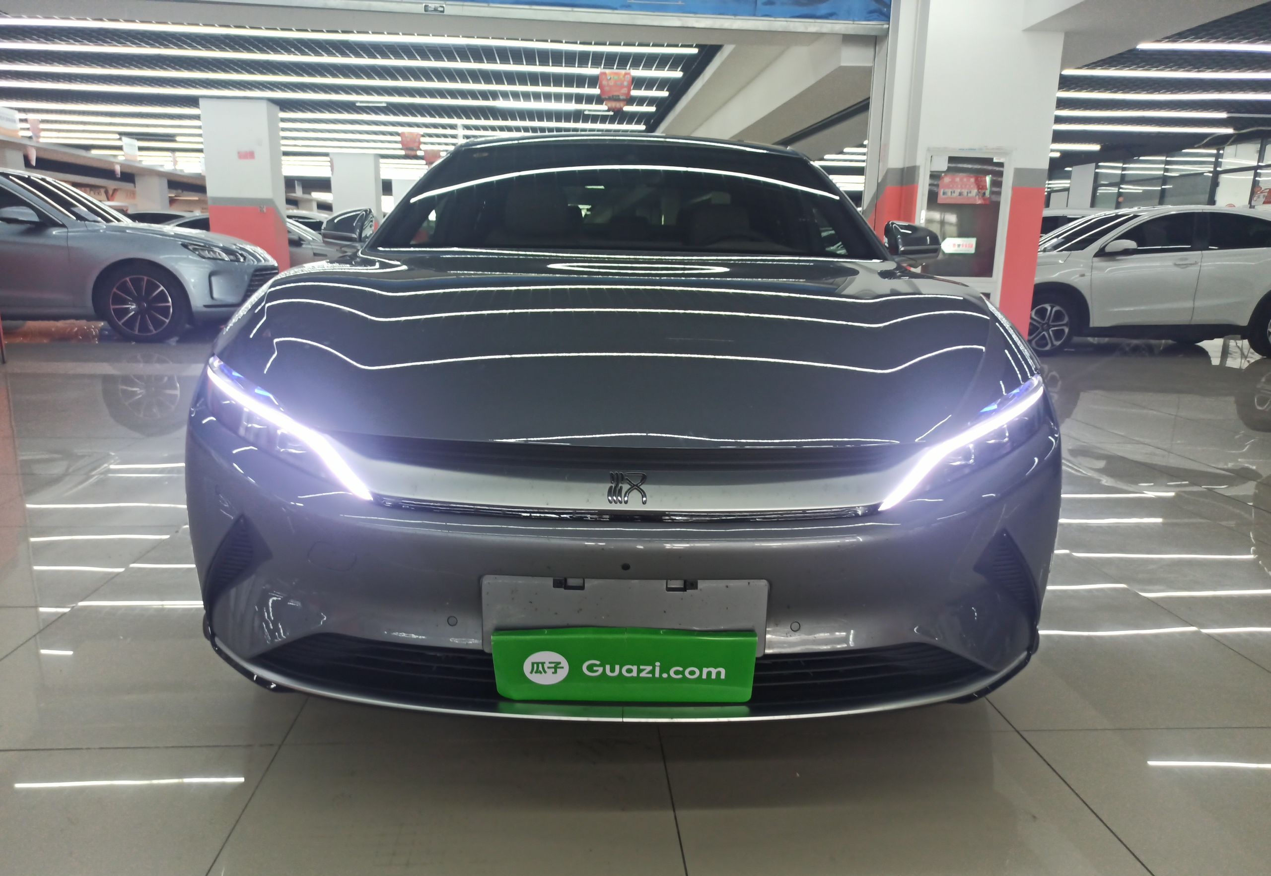 比亚迪 汉 2021款 EV 标准续航版豪华型