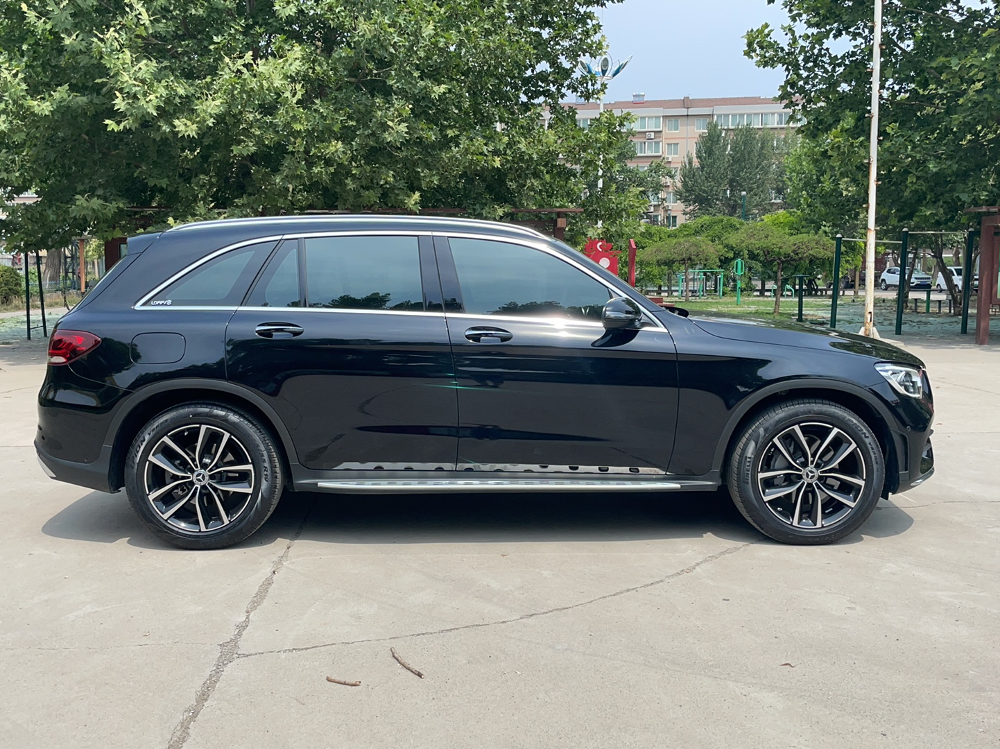 奔驰GLC级 2021款 GLC 300 L 4MATIC 动感型