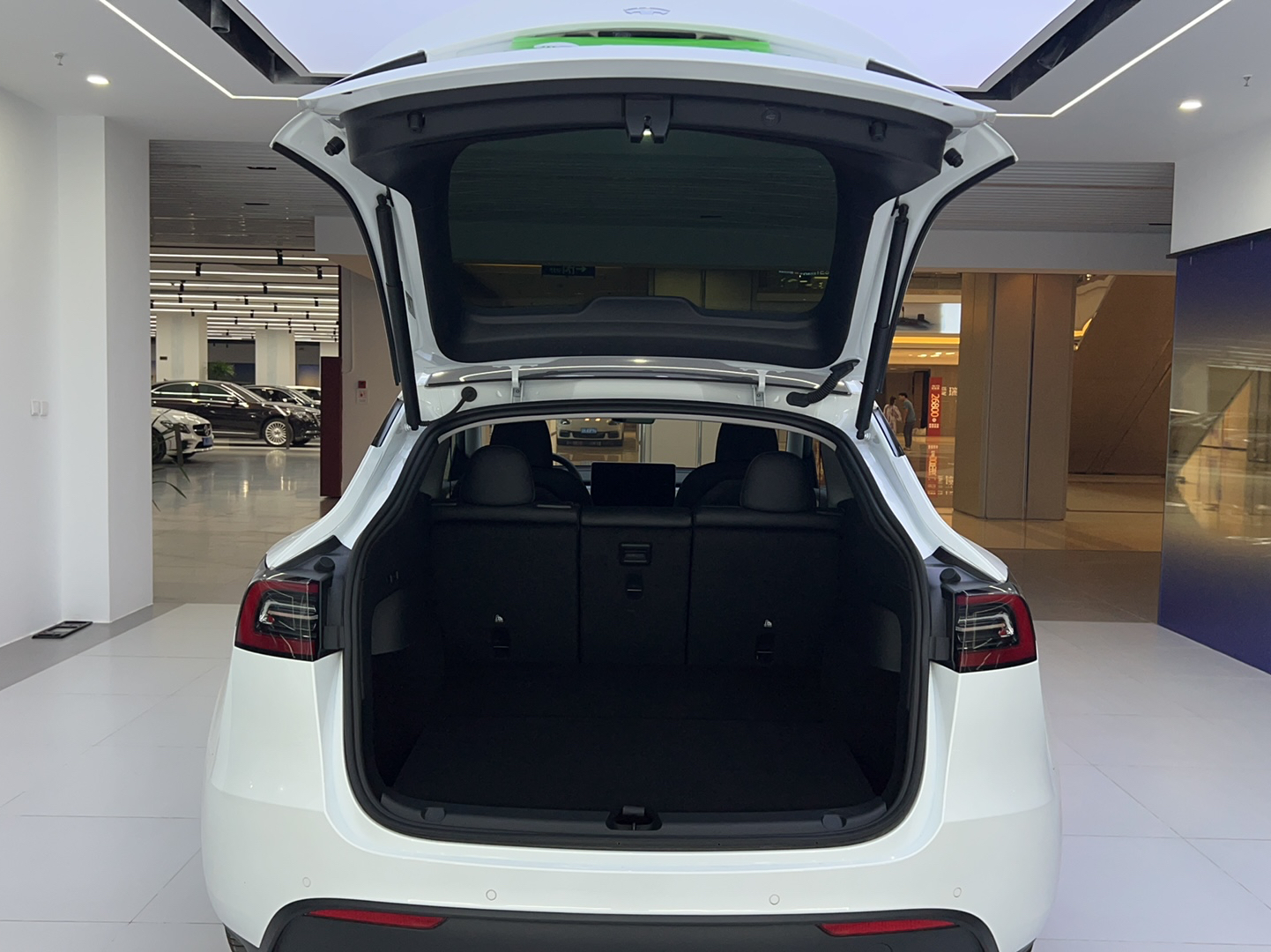 特斯拉 Model Y 2022款 后轮驱动版