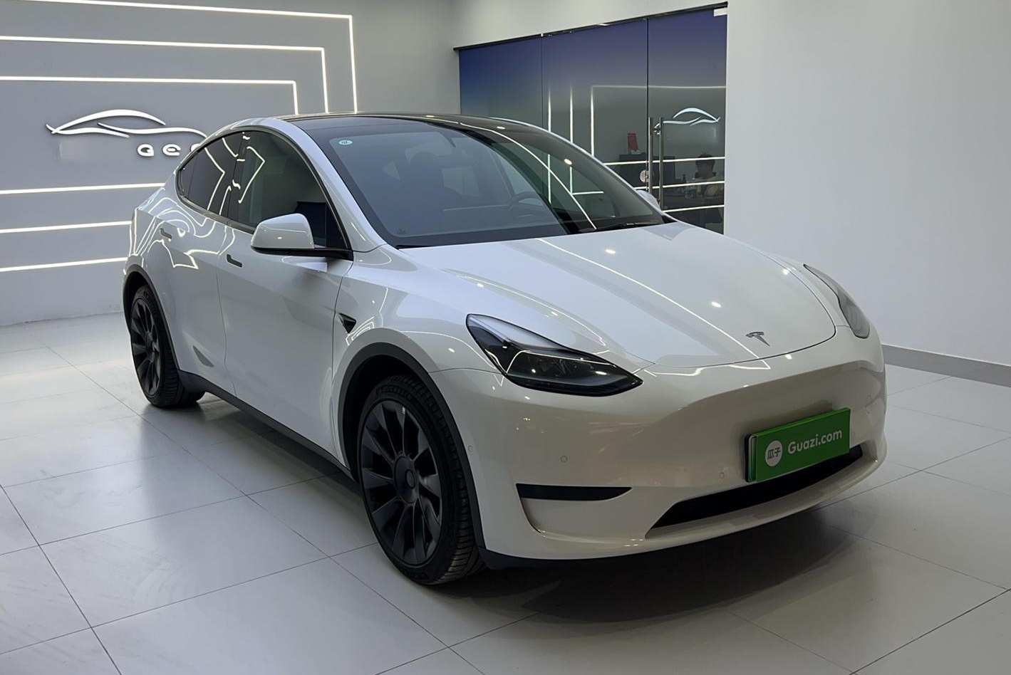 特斯拉 Model Y 2022款 后轮驱动版