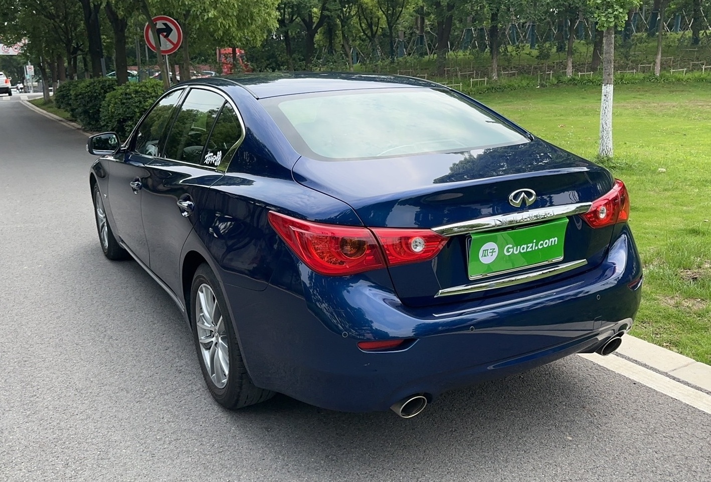 英菲尼迪Q50L 2016款 2.0T 舒适版