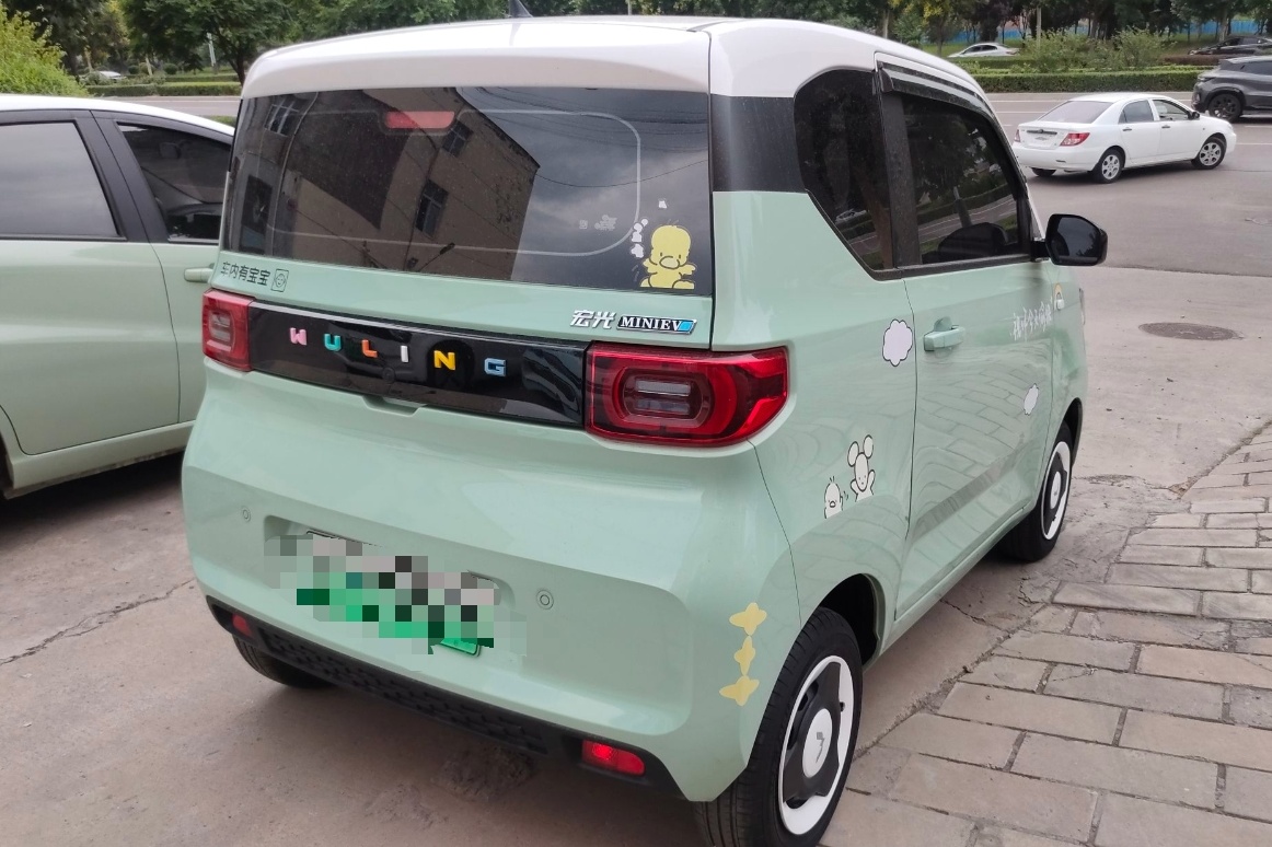 五菱汽车 宏光MINI EV 2021款 马卡龙臻享款 磷酸铁锂