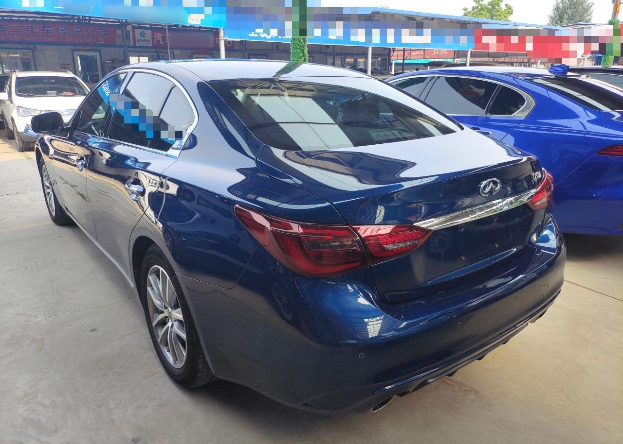 英菲尼迪Q50L 2018款 2.0T 舒适版 国VI