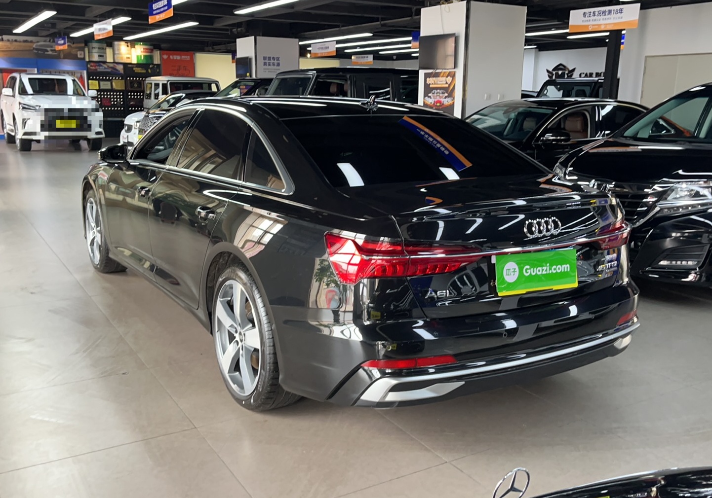 奥迪A6L 2023款 45 TFSI quattro 臻选动感型