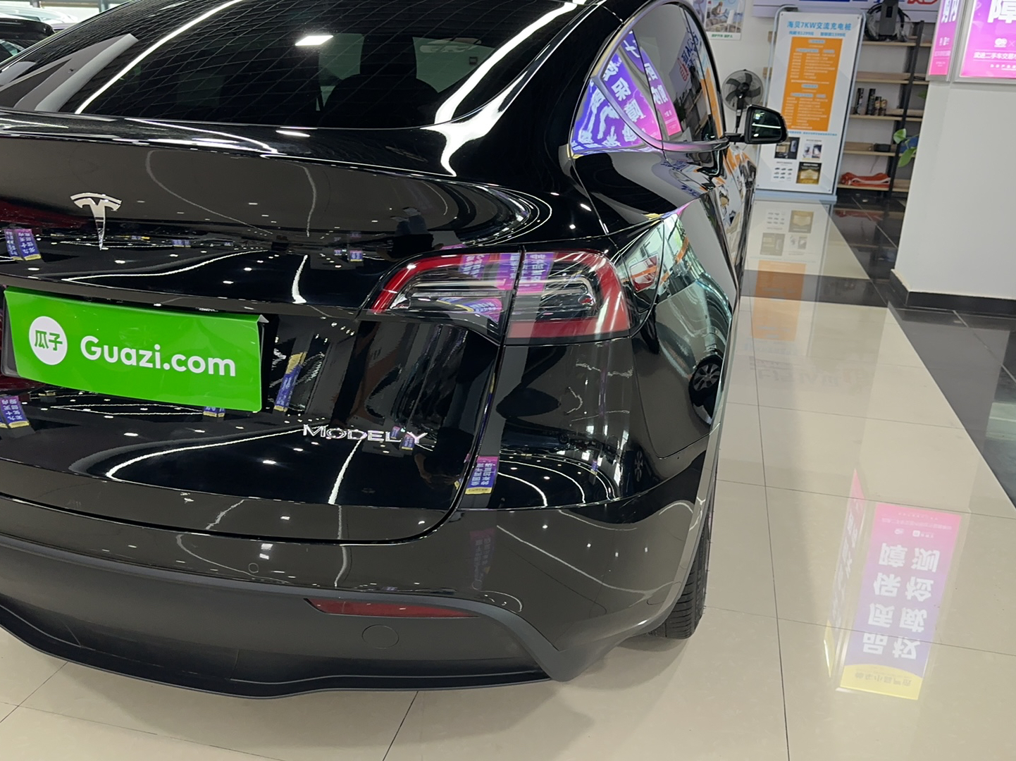 特斯拉 Model Y 2021款 标准续航后驱版