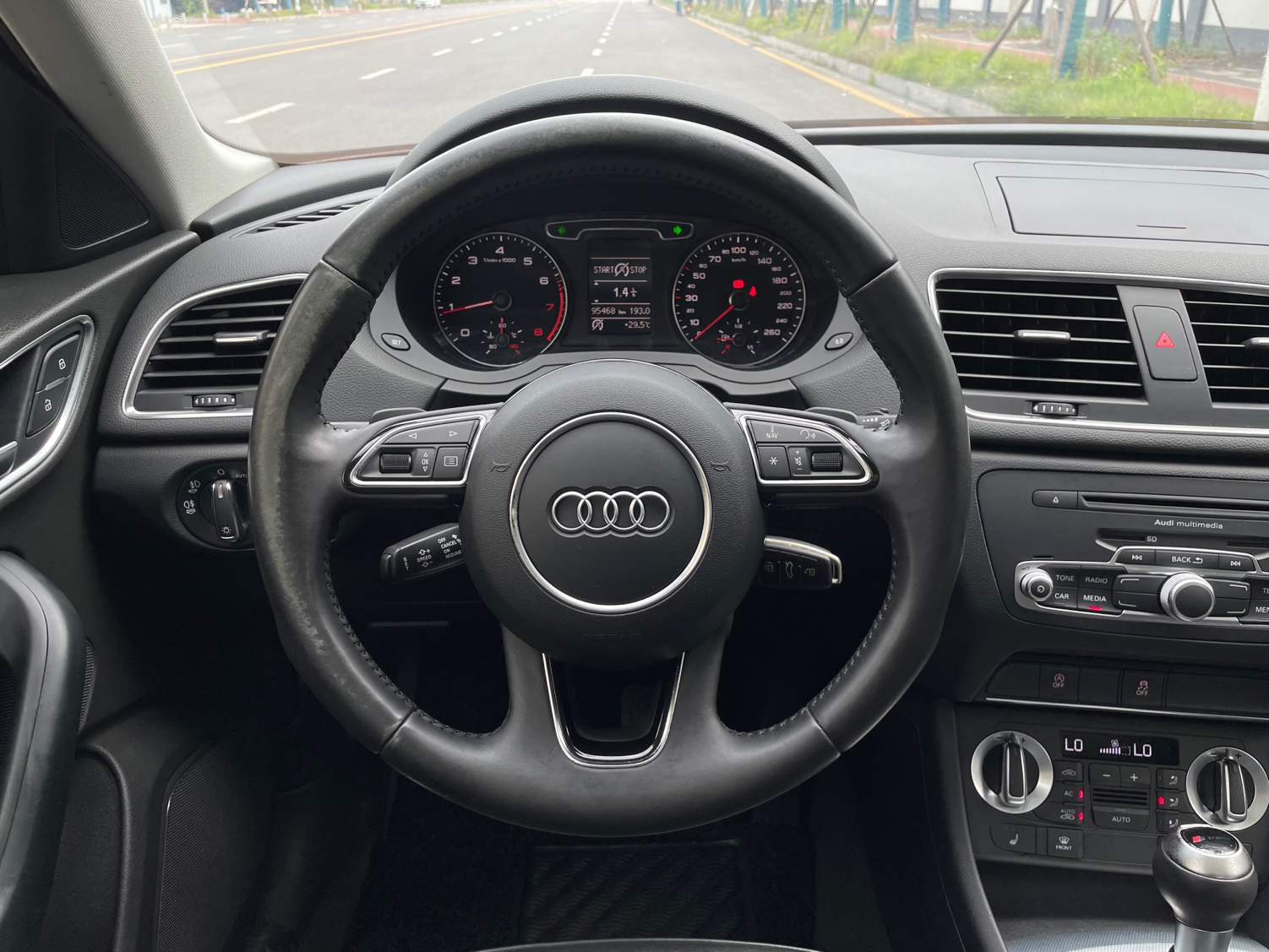 奥迪Q3 2013款 35 TFSI 舒适型