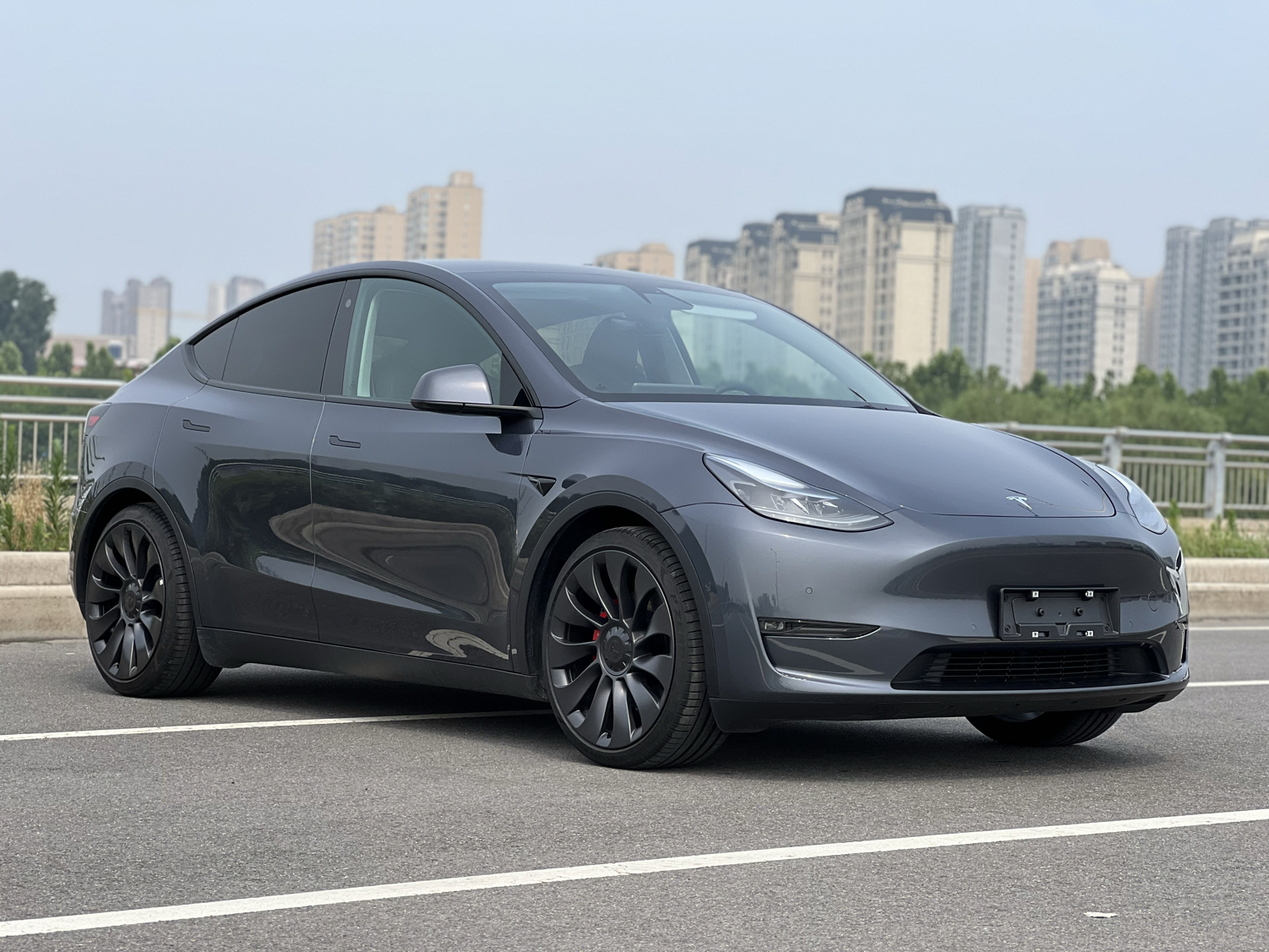 特斯拉 Model Y 2021款 Performance高性能全轮驱动版