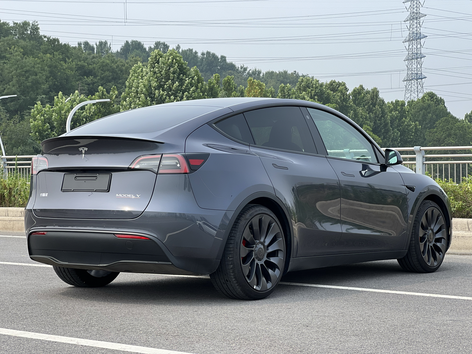 特斯拉 Model Y 2021款 Performance高性能全轮驱动版