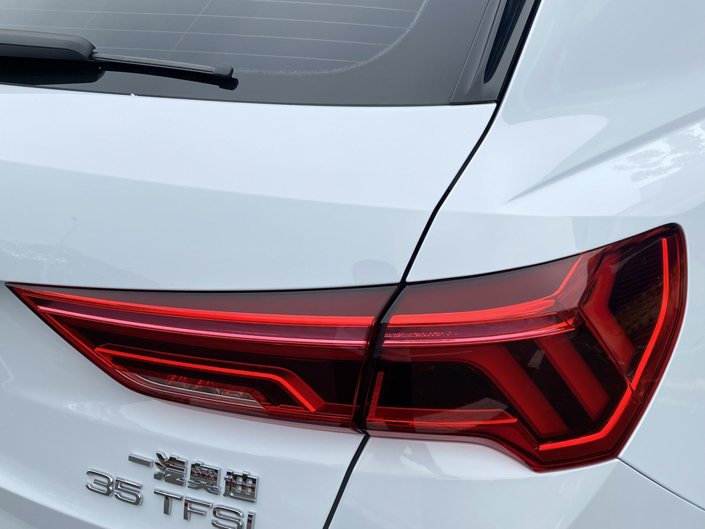 奥迪Q3 2021款 35 TFSI 时尚动感型