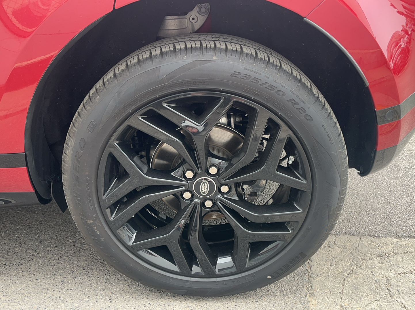 路虎 揽胜极光 2020款 249PS R-DYNAMIC S 曜黑运动科技版