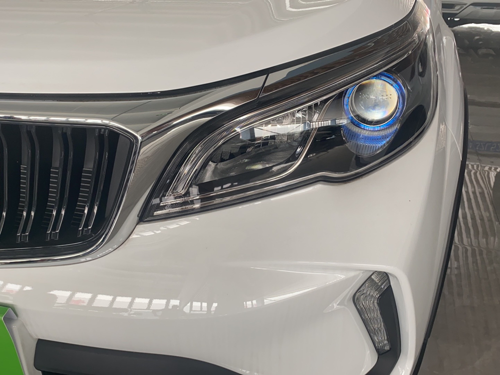 睿蓝汽车X3 PRO 2022款 1.5L CVT小飒