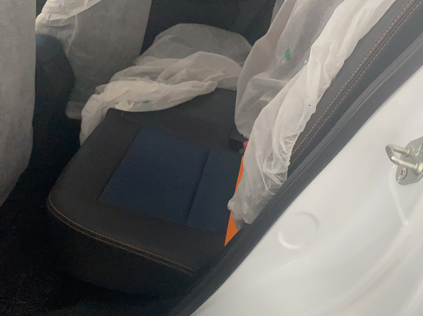 睿蓝汽车X3 PRO 2022款 1.5L CVT小飒