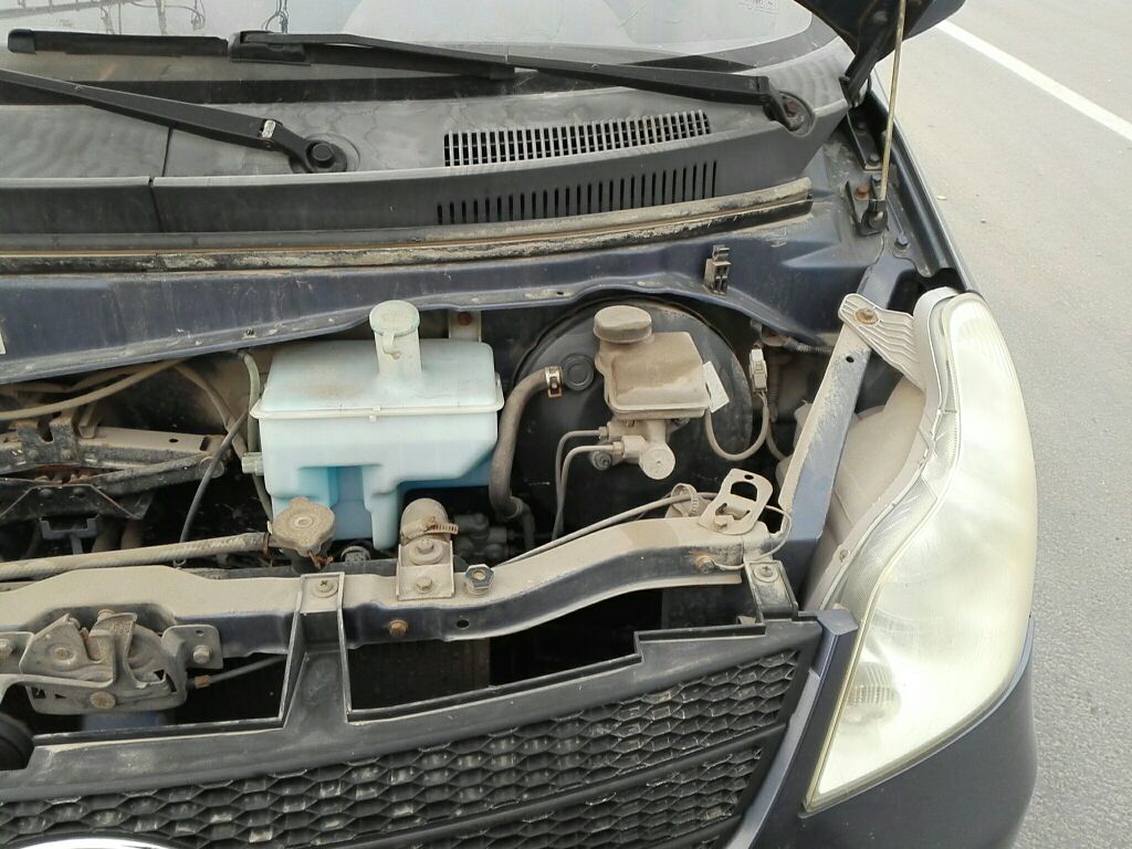 一汽佳宝v70Ⅱ2012款10l手动8座商用型