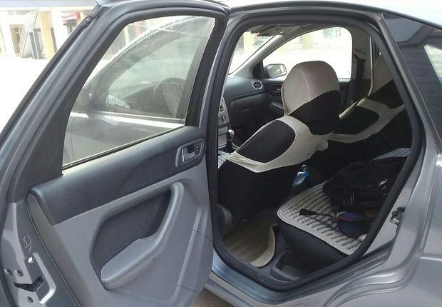 福特福克斯 2009款 1.8L 手动 两厢轿车 舒适型 (国Ⅳ) 