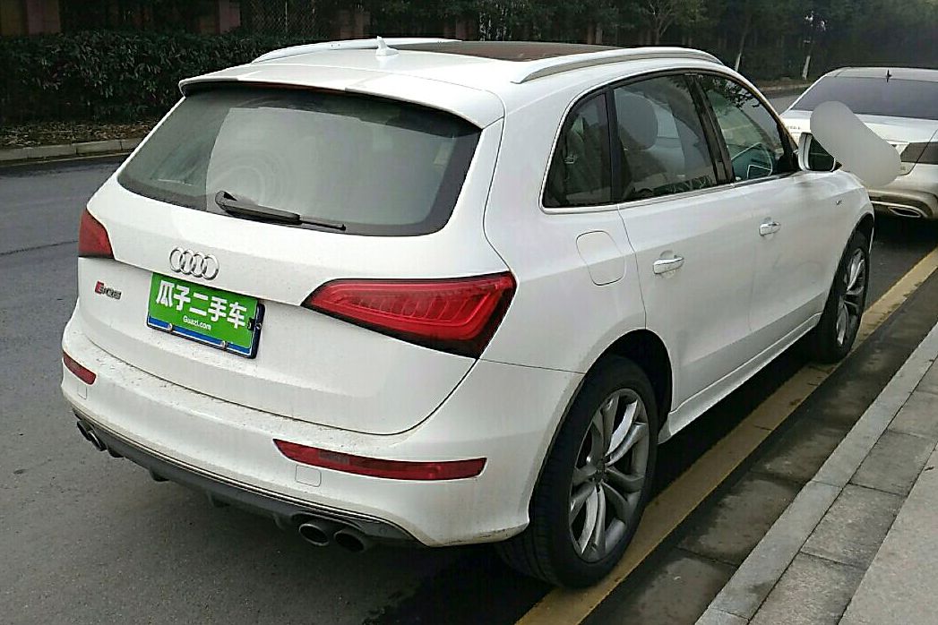 奧迪q5 2014款 sq5 3.0tfsi quattro(進口)