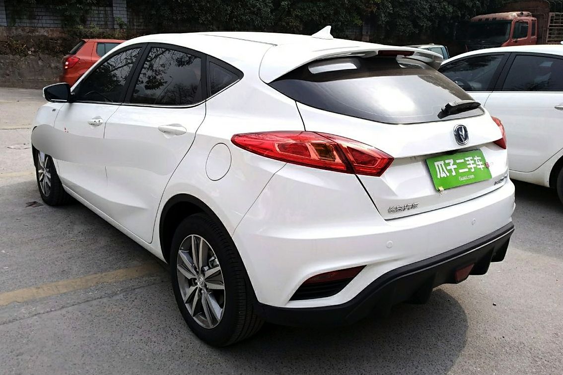 长安逸动 2016款 xt 1.6l gdi 自动锐酷型