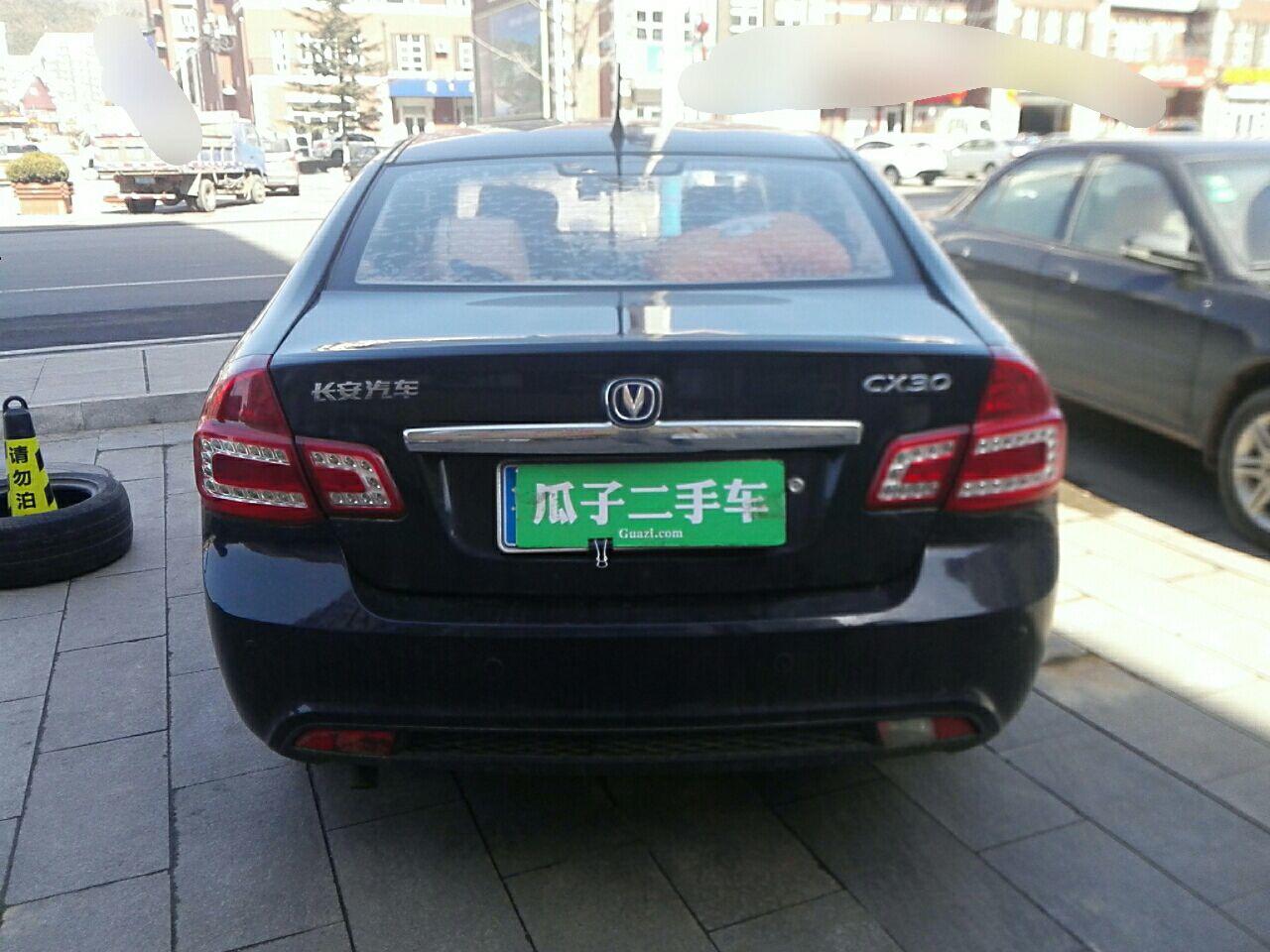 长安CX30 2011款 1.6L 手动 4门5座3厢车 豪华型 (国Ⅳ) 