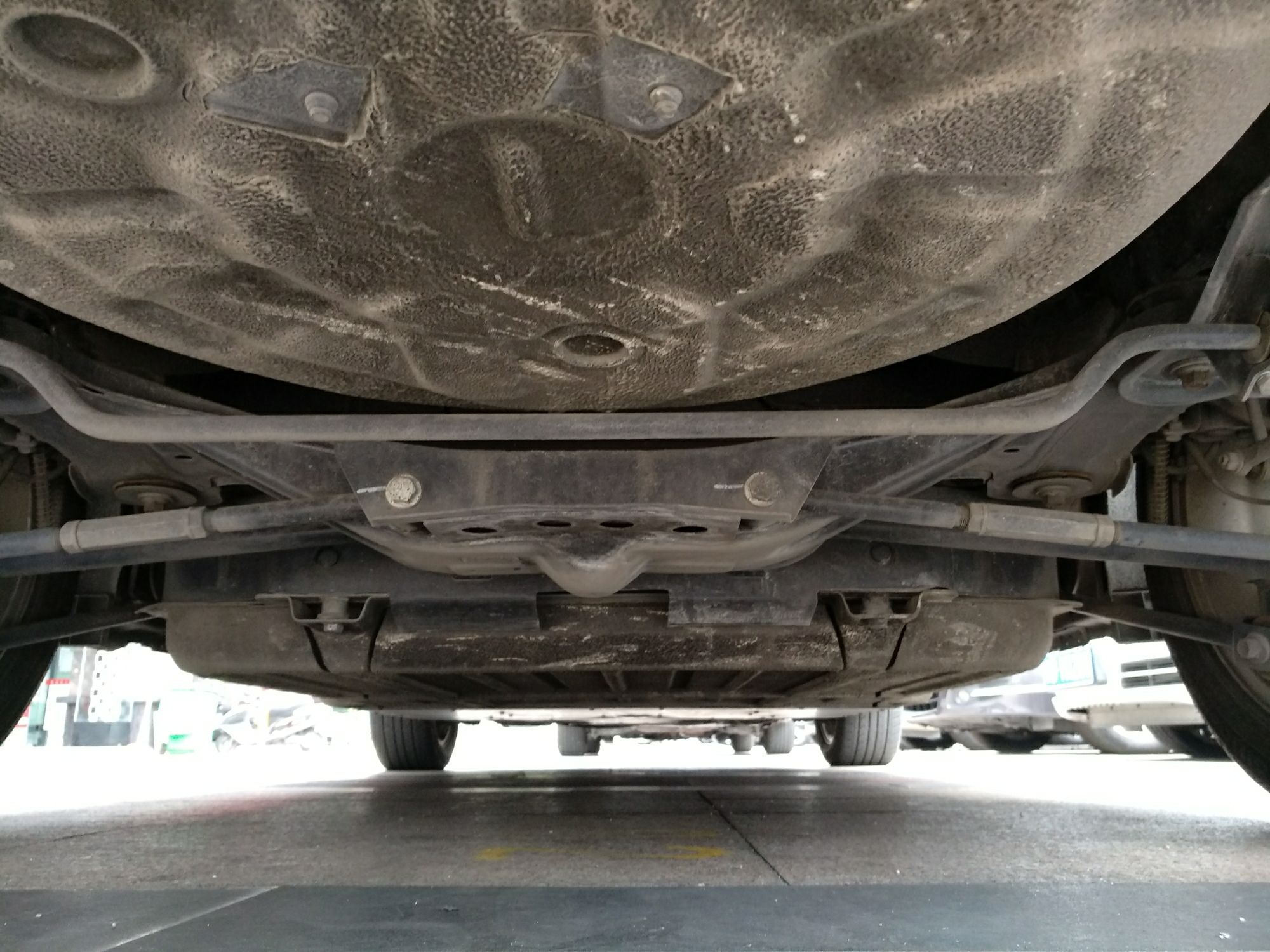 比亚迪e52016款自动豪华型300纯电动