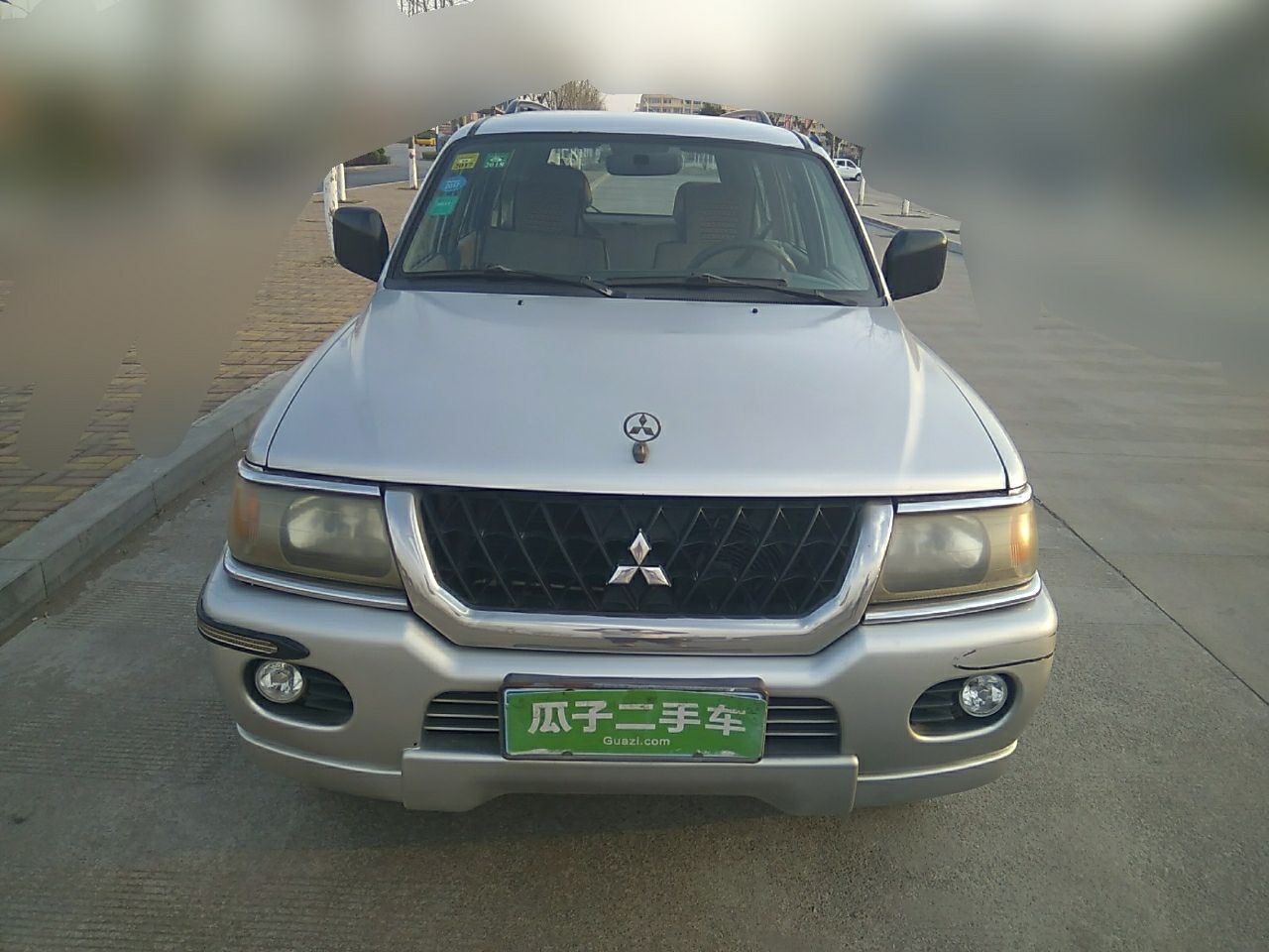 三菱帕杰罗·速跑 2004款 2.4l 手动两驱glx