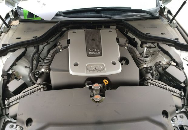 英菲尼迪Q50 [进口] 2014款 3.7L 自动 舒适版 (欧Ⅴ) 