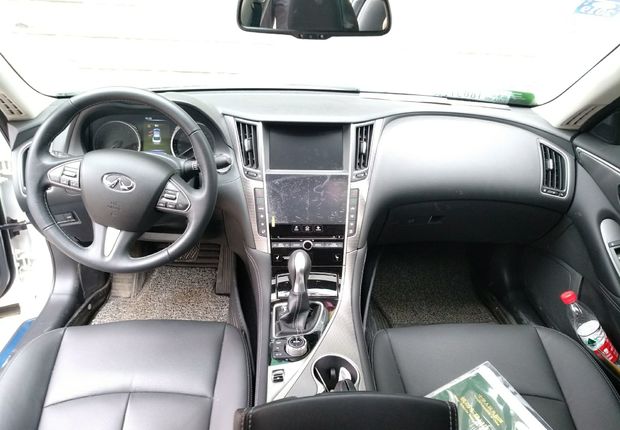 英菲尼迪Q50 [进口] 2014款 3.7L 自动 舒适版 (欧Ⅴ) 