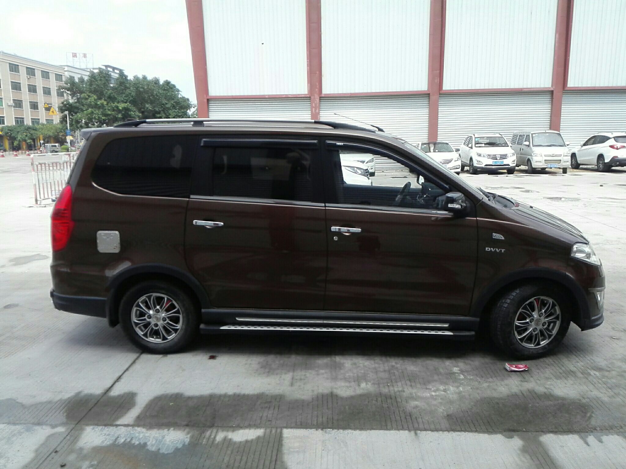 五菱宏光 s 2014款 1.5l 手动 7座 豪华型