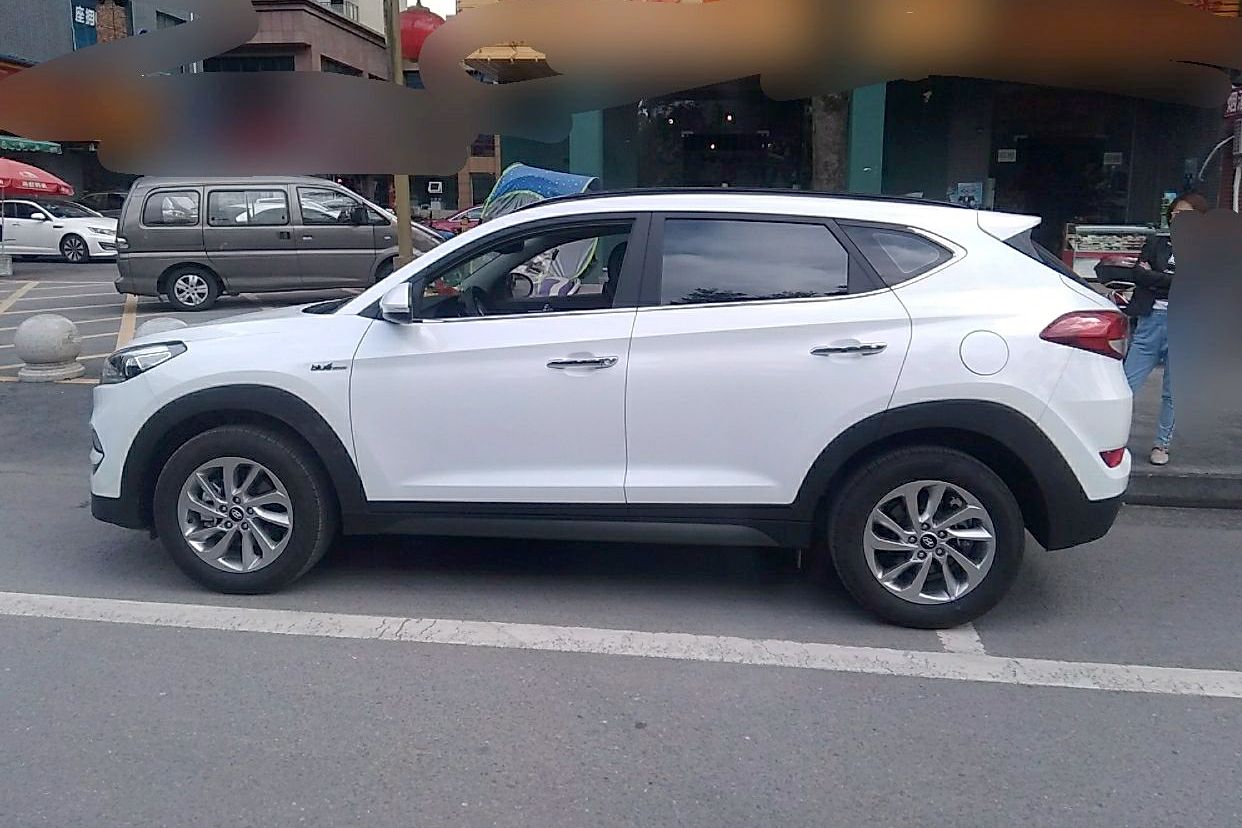 现代途胜2018款报价及图片(现代途胜2018款报价及图片大全)