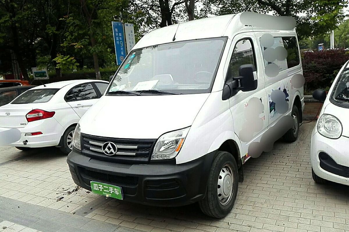 大通v80傲运通五座,2020款大通v80,大通v80(第17页)_大山谷图库