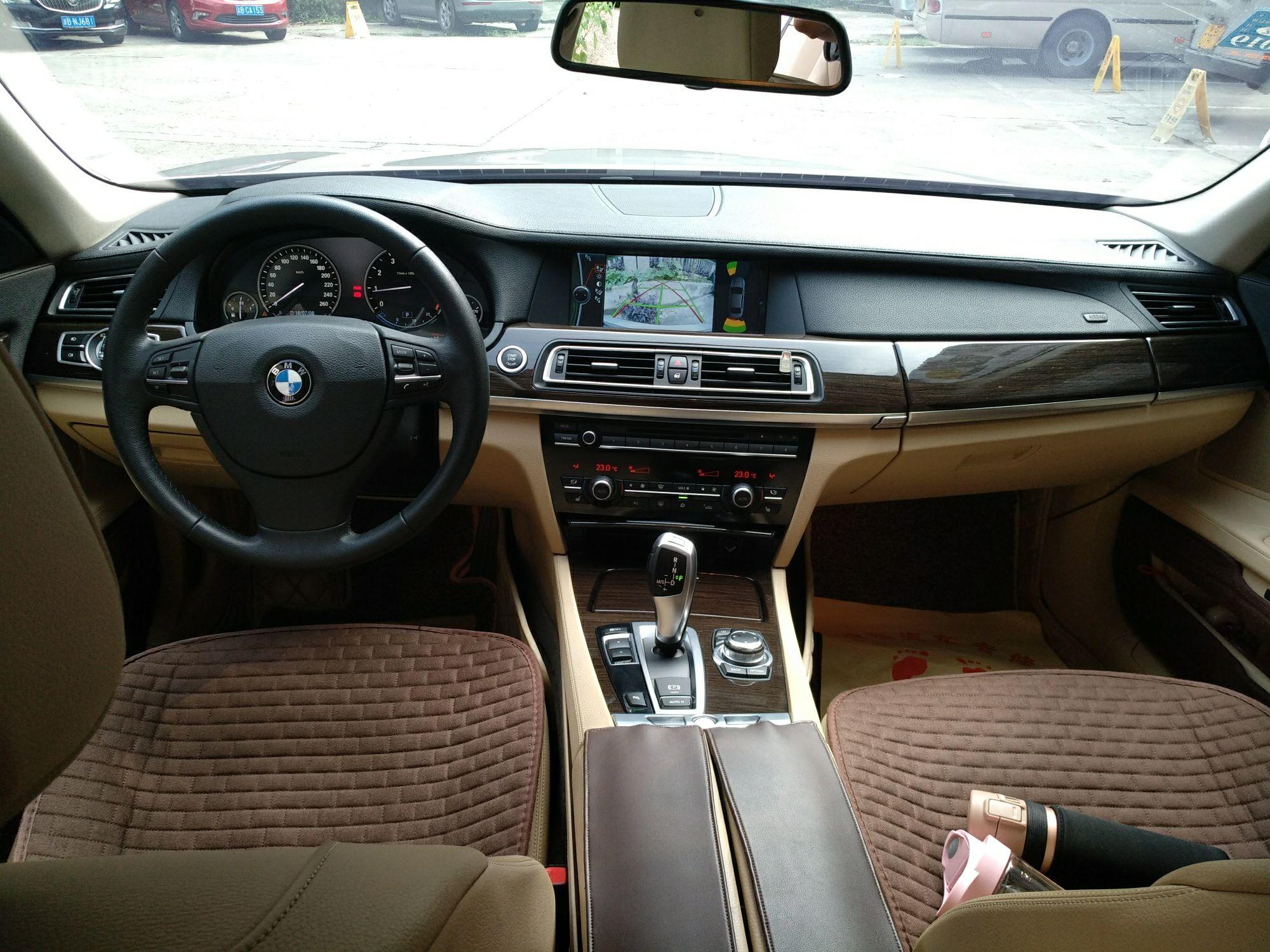 宝马7系 740Li [进口] 2013款 3.0T 自动 汽油 领先型 