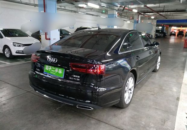 奥迪A6L 35TFSI 2018款 2.0T 自动 时尚型30周年纪念版 (国Ⅴ) 