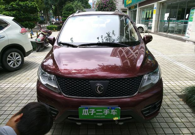 东风风行景逸X3 2014款 1.5L 手动 前驱 豪华型 (国Ⅳ) 