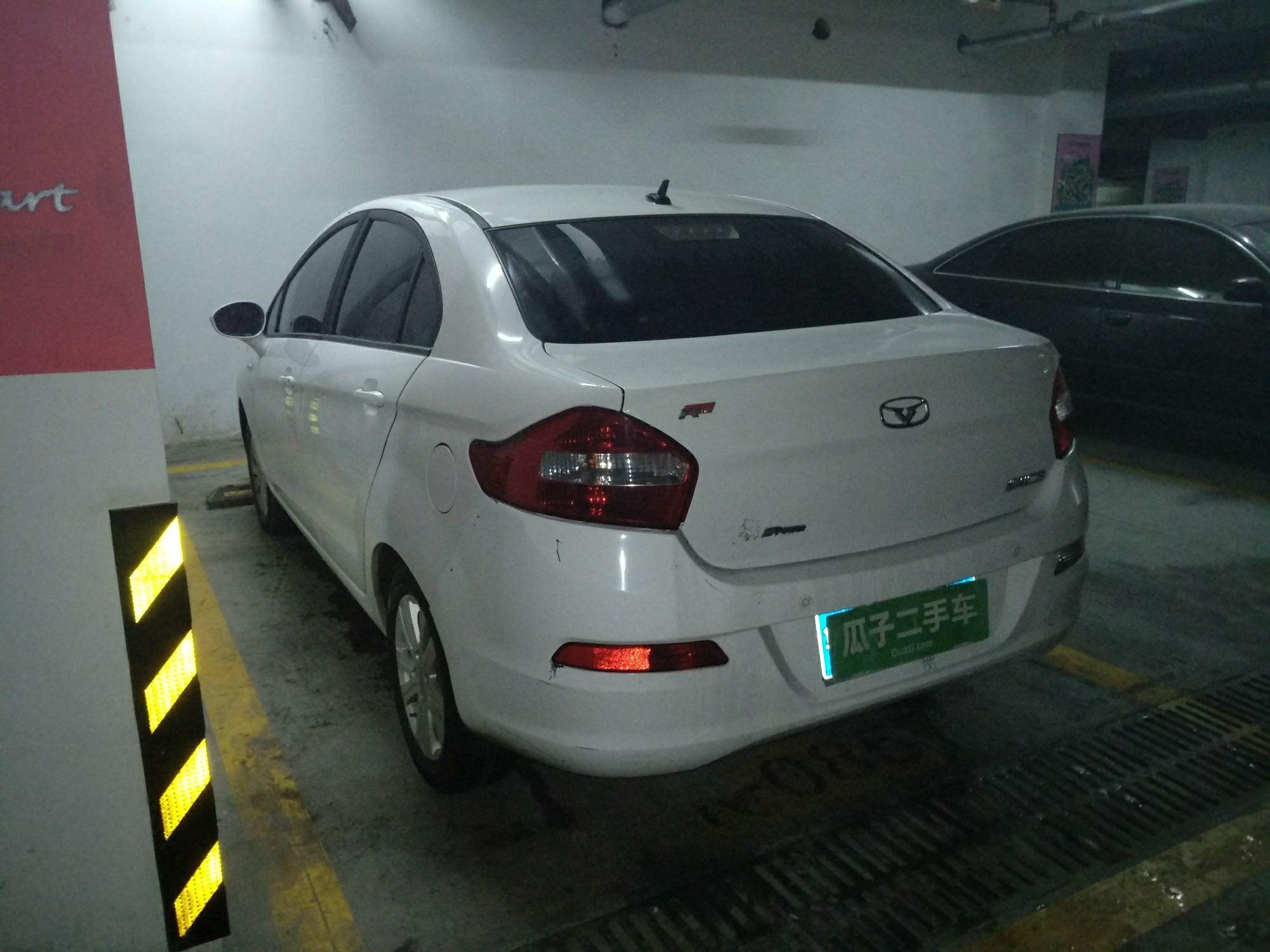 凯翼C3 2015款 1.5L 手动 金钻版 (国Ⅴ) 