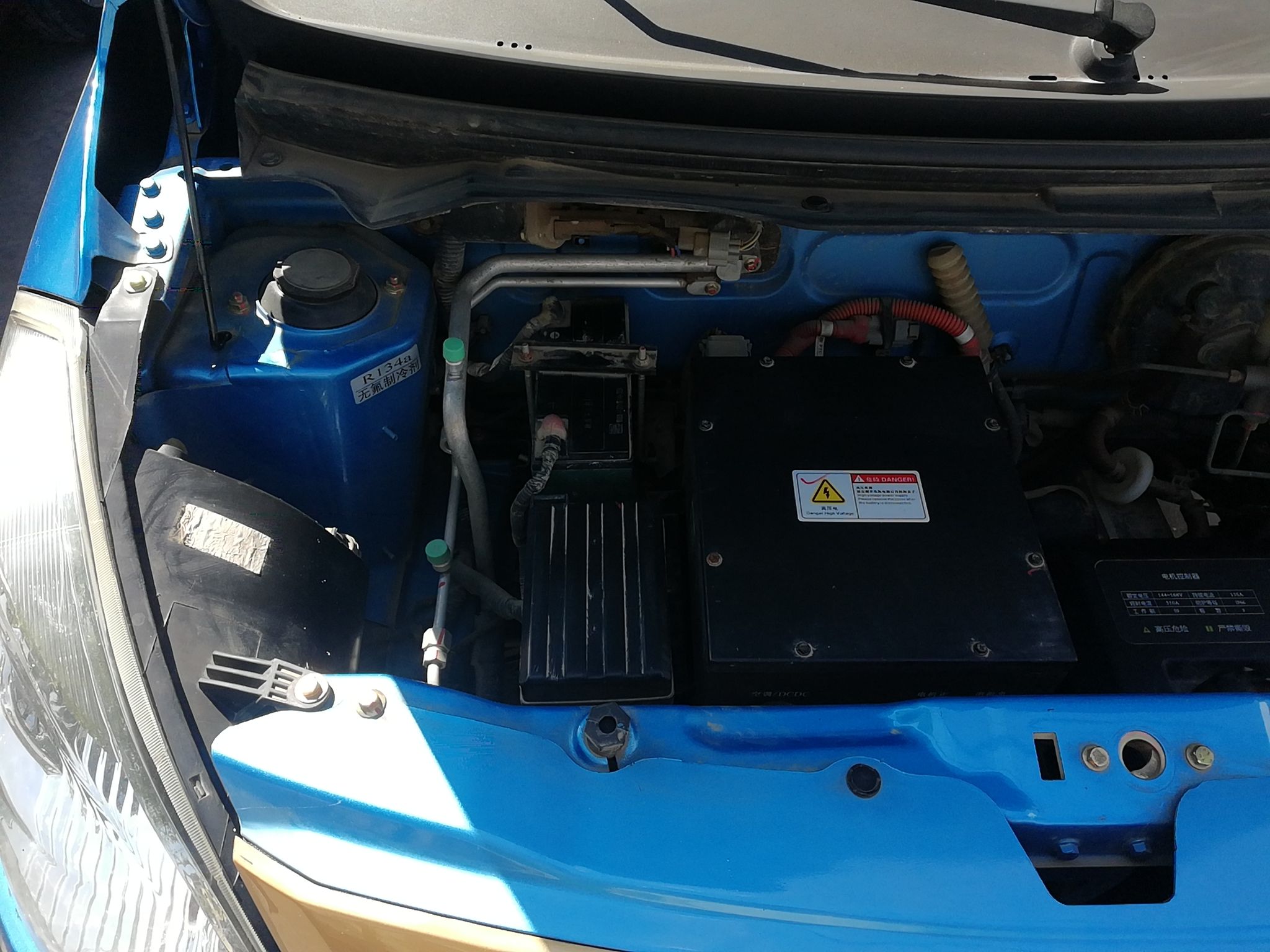 江铃e1002016款自动标准型纯电动