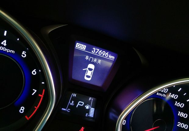 现代朗动 2012款 1.6L 自动 GLX领先型 (国Ⅳ) 