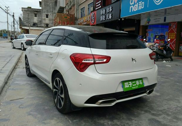 DS5两厢 2015款 1.8T 自动 尊享版THP200 (国Ⅴ) 