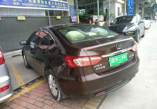 纳智捷5 2013款 1.8T 自动 豪华型 (国Ⅳ) 