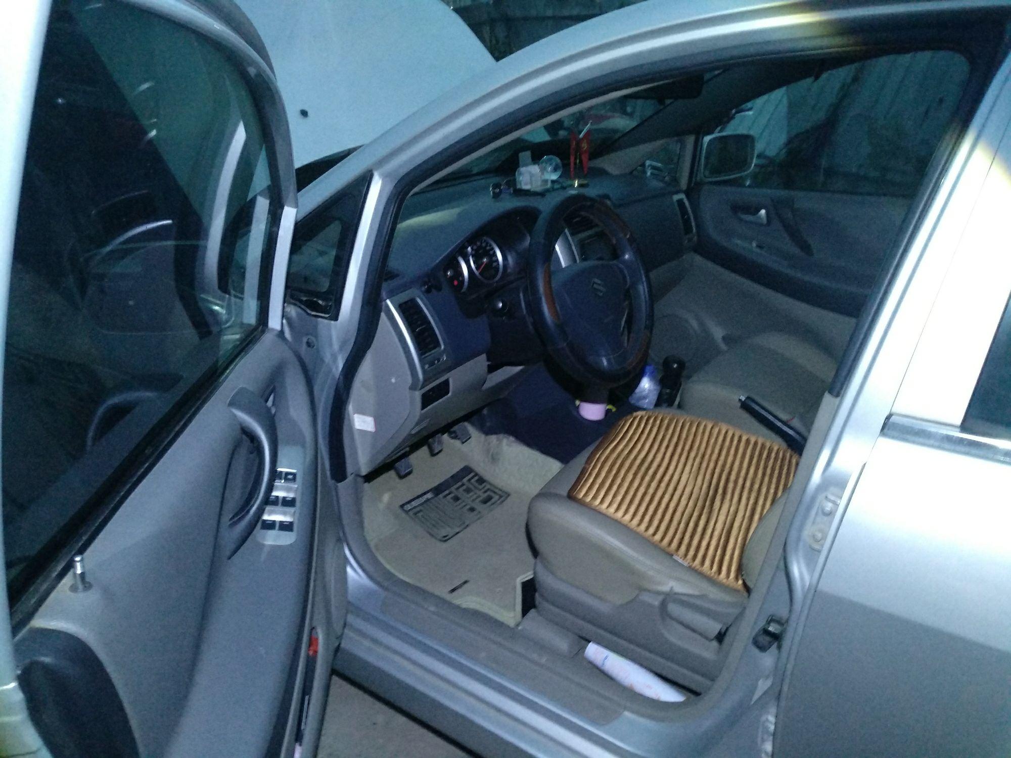 铃木利亚纳 2012款 1.4L 手动 5门5座两厢车 舒适型 (国Ⅳ) 