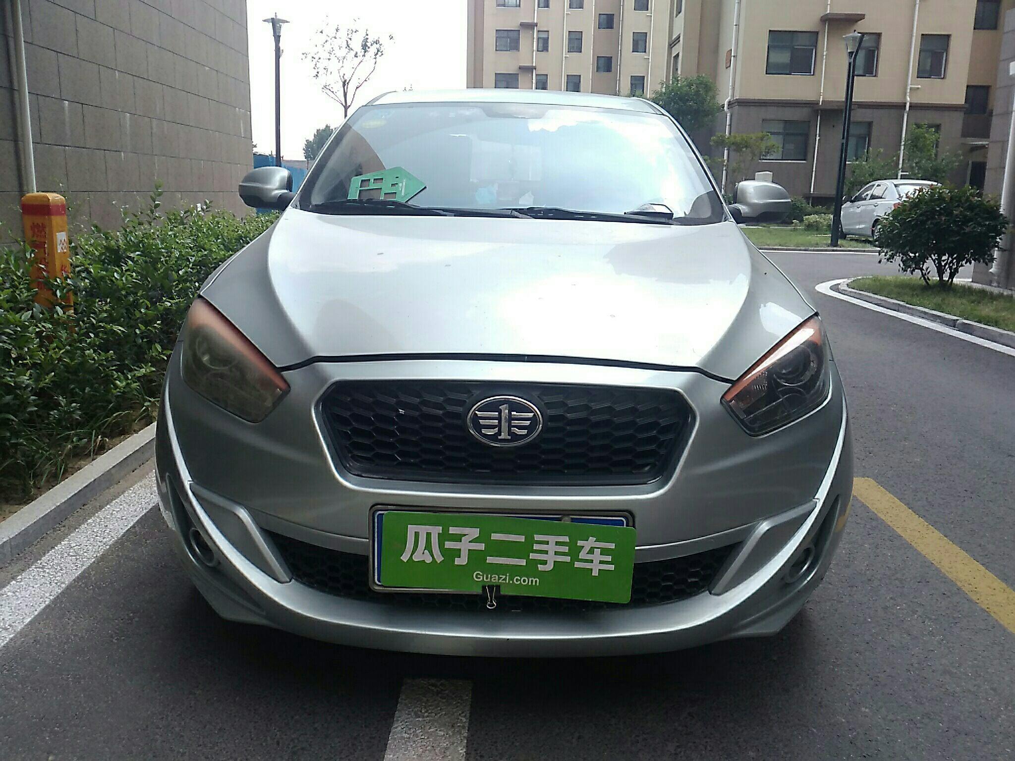 一汽欧朗 2012款 1.5L 自动 4门5座三厢车 舒适型 (国Ⅳ) 