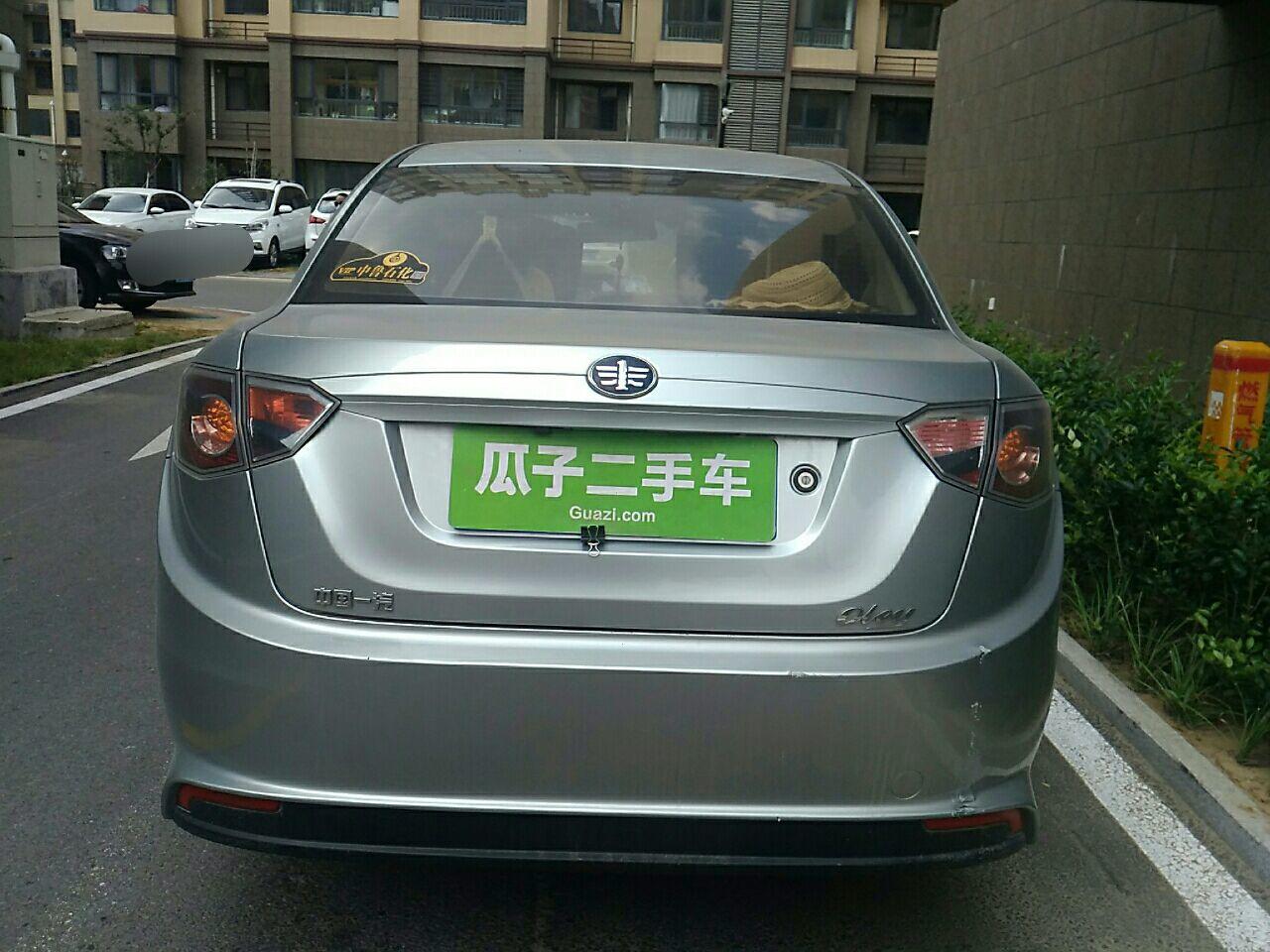 一汽欧朗 2012款 1.5L 自动 4门5座三厢车 舒适型 (国Ⅳ) 