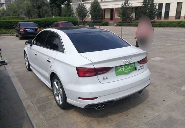 奥迪A3 35TFSI 2017款 1.4T 自动 时尚型Limousine (国Ⅴ) 