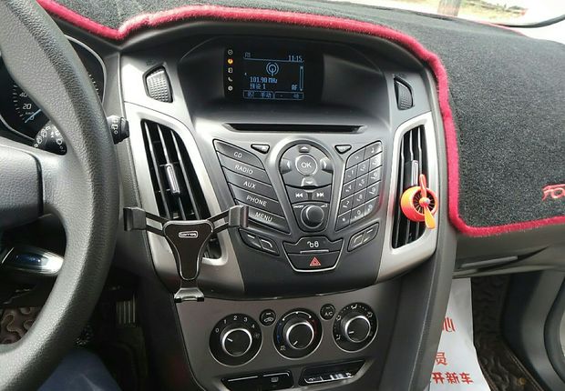 福特福克斯 2012款 1.6L 手动 舒适型 (国Ⅳ) 