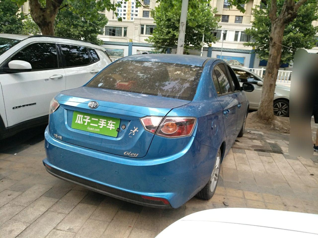 一汽欧朗 2012款 1.5L 自动 4门5座三厢车 豪华型 (国Ⅳ) 