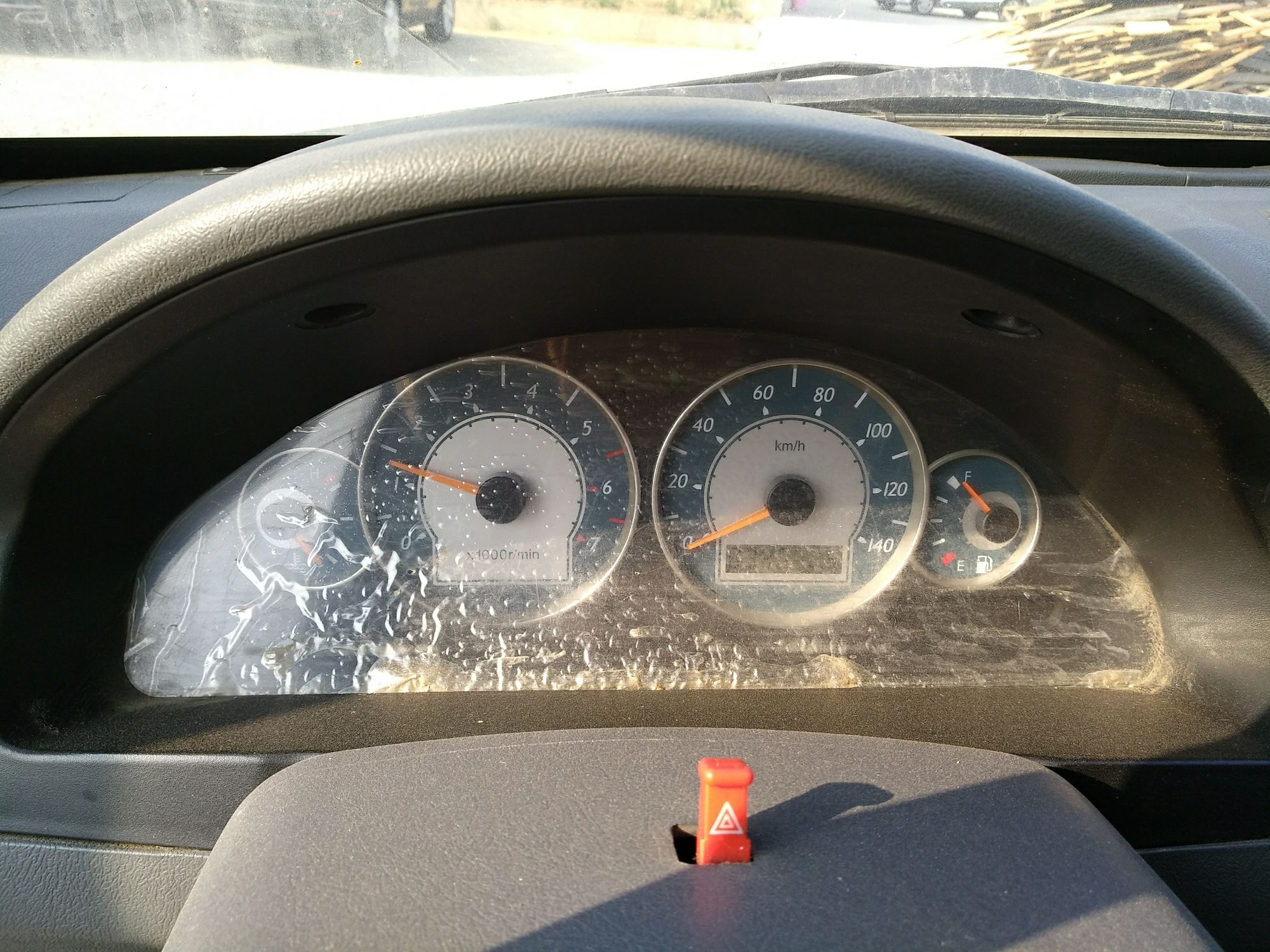 一汽佳宝v52 2011款 1.0l 手动 7座 实用型 (国Ⅳ)