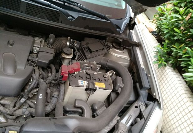 日产逍客 2010款 2.0L 自动 四驱 20XV-FOUR龙 (国Ⅲ) 