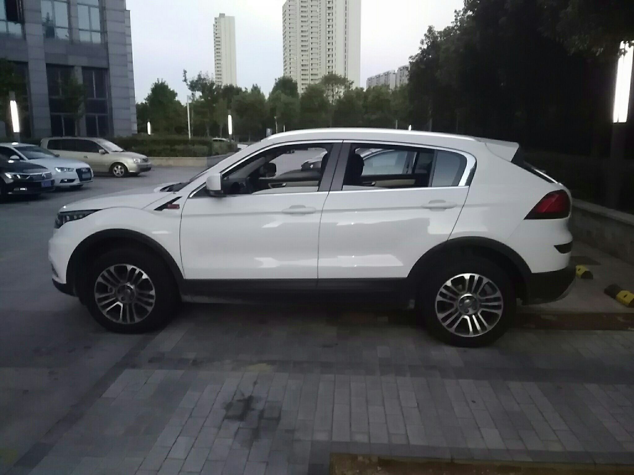 觀致5suv2017款16t自動尊貴型國Ⅴ