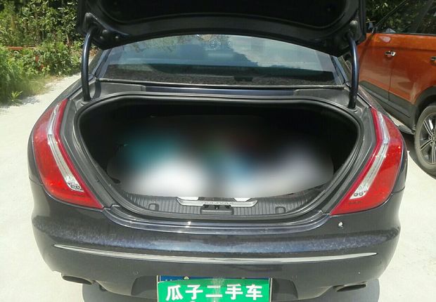 捷豹XJ L [进口] 2013款 2.0T 自动 汽油 典雅商务版 