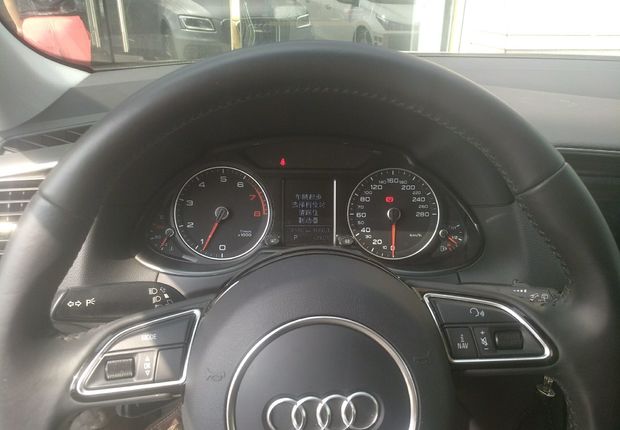 奥迪Q5 2013款 2.0T 自动 四驱 汽油 技术型 (国Ⅳ) 