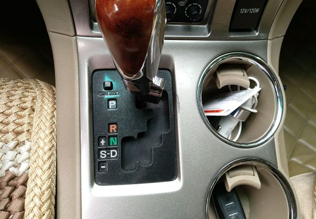 丰田汉兰达 2012款 3.5L 自动 四驱 豪华版 (国Ⅳ) 