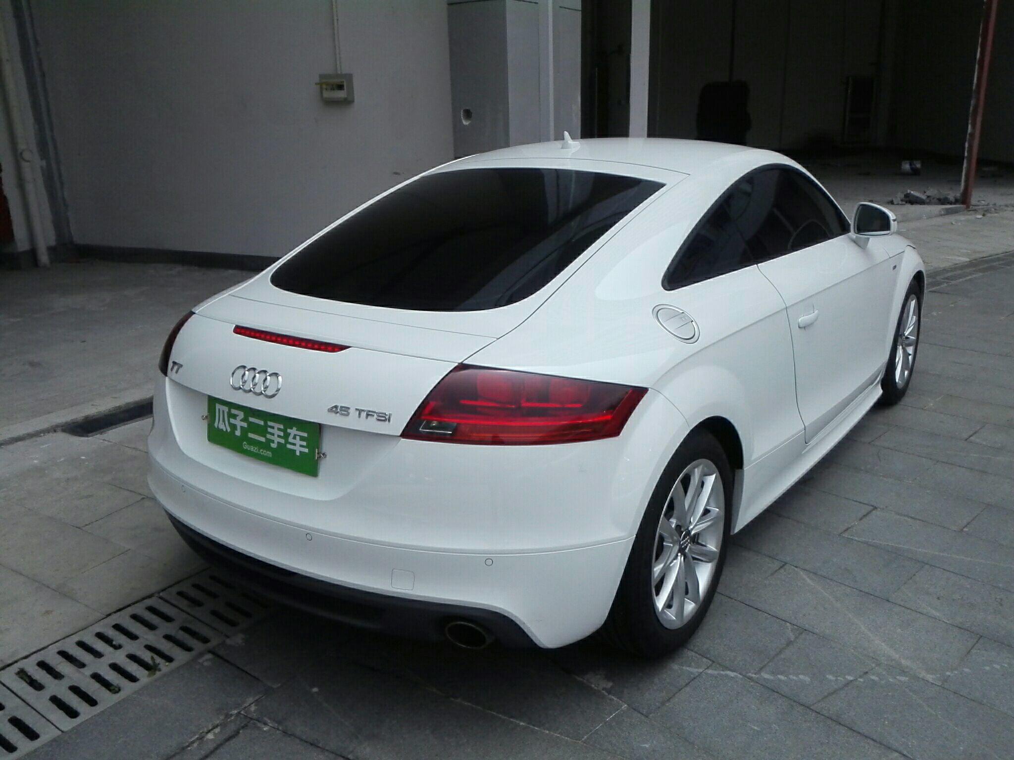 奥迪TT 45 [进口] Coupe 2013款 2.0T 自动 汽油 白色经典版 