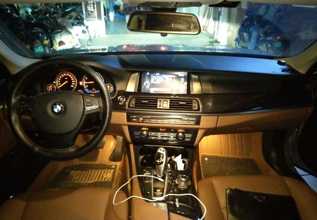 宝马5系 520Li 2014款 2.0T 自动 汽油 典雅型 (国Ⅳ) 